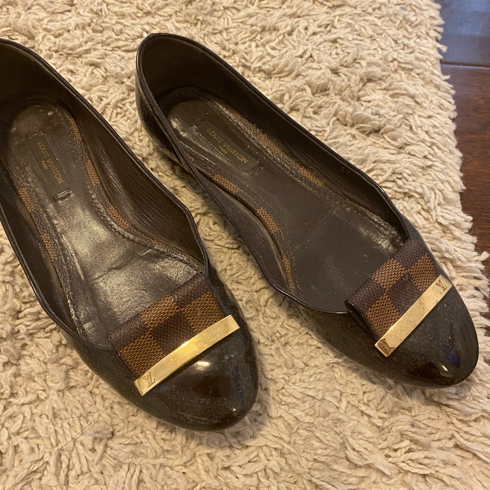 AUTHENTIC Louis Vuitton flats